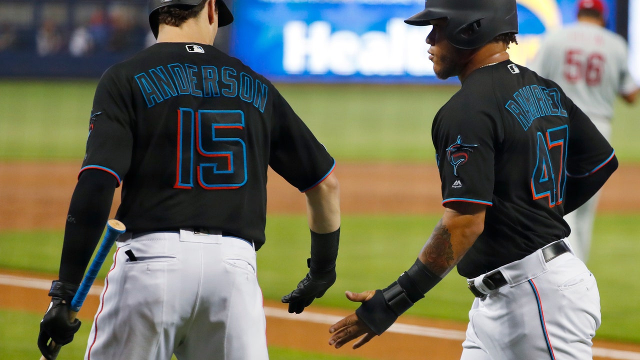 Marlins rally from 5-run deficit to beat Phillies, 9-6